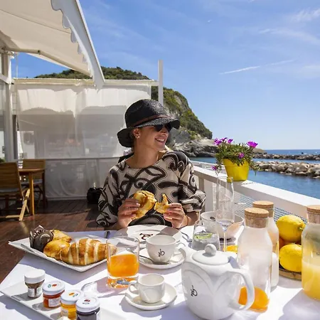 Roccobarocco Boutique Hotell *