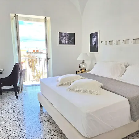 Roccobarocco Boutique