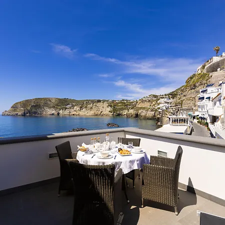 Roccobarocco Boutique Hotell Sant'Angelo (Isola d'Ischia)