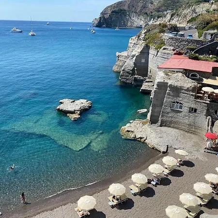 Roccobarocco Boutique Hotel *