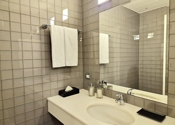 Roccobarocco Boutique Hotel *