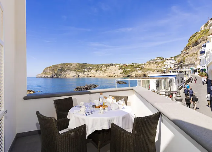 Roccobarocco Boutique Hotel *