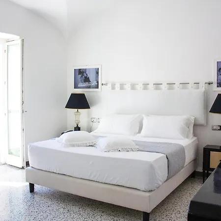 Otel Roccobarocco Boutique Sant'Angelo (Isola d'Ischia)